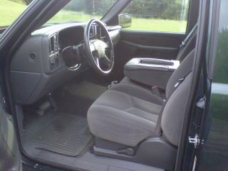 2005 Chevrolet Silverado 2500 Hd Ls Extended Cab Pickup 4 - Door 8.  1l 8 ' Box photo