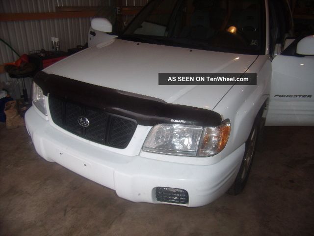 2001 Subaru Forester S Wagon 4 - Door 2.  5l Forester photo