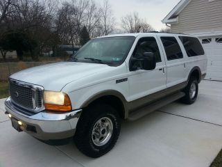 2000 Ford Excursion Limited Suv 4d 6.  8l V10 4x4 - photo