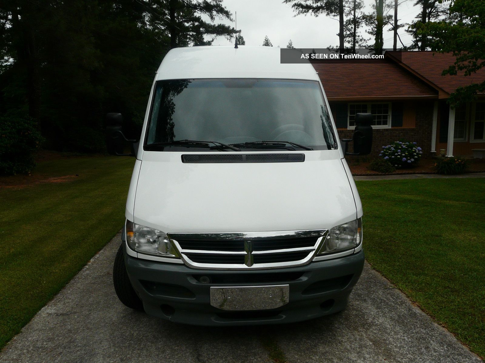 2006 Dodge Sprinter 2500 14 Passenger Van