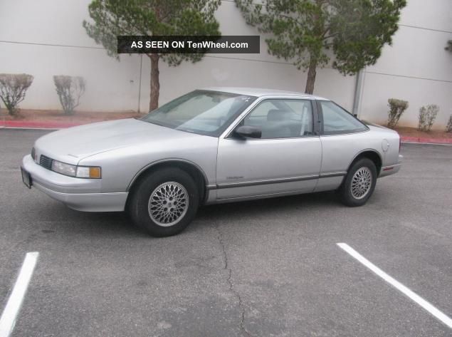 1990 Oldsmobile Cutlass Supreme Base Coupe 2 Door 3 1l
