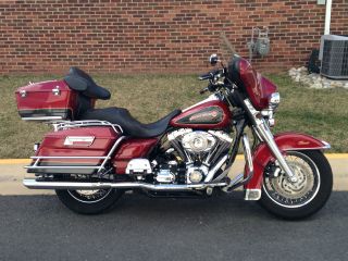 Harley Davidson Electra Glide Classic 2007 With Removelable Tour Pack photo