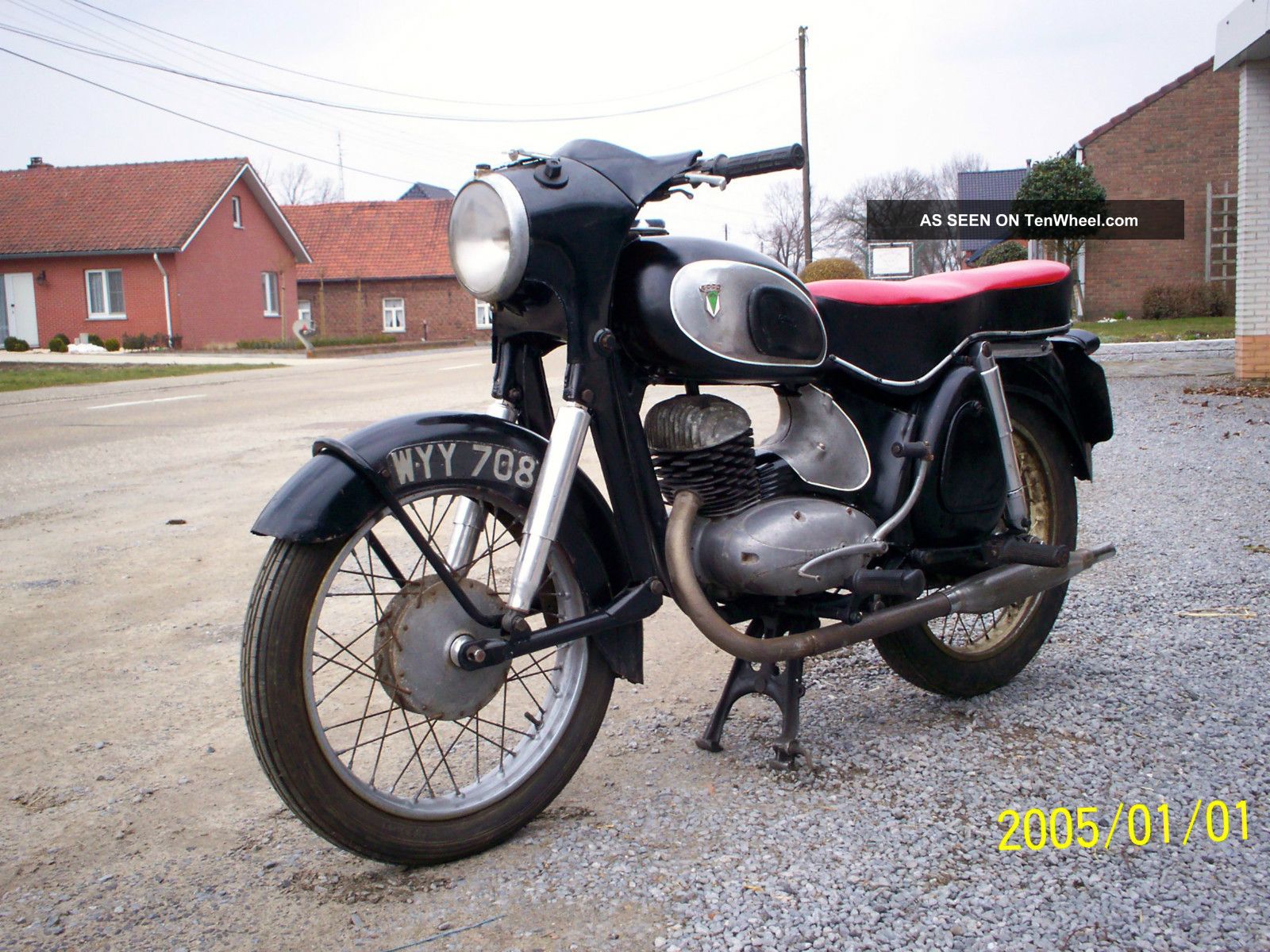 Porcupine Is Looking For A Home,  Rare 1959 Dkw Rt200vs Other Makes photo