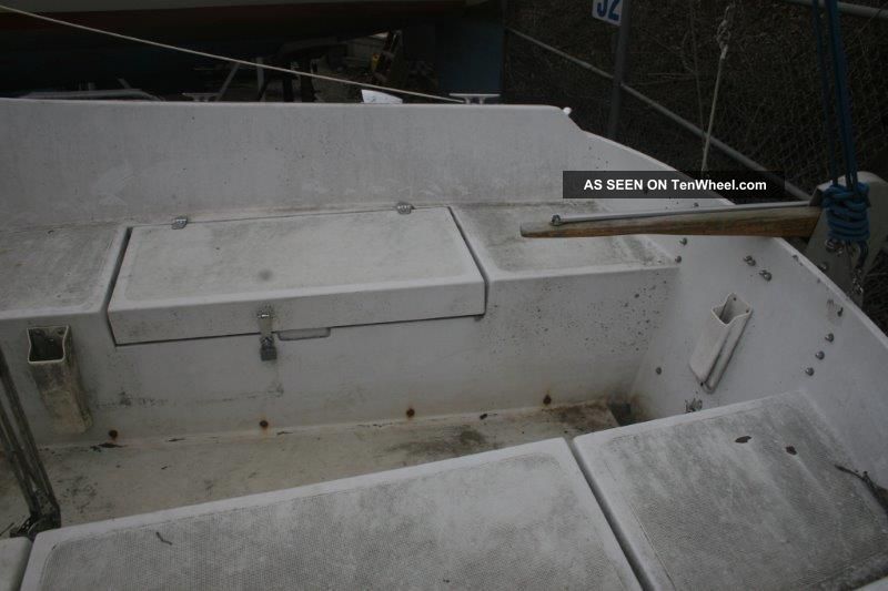 1976 Ericson 23 Sailboats 20-27 feet photo