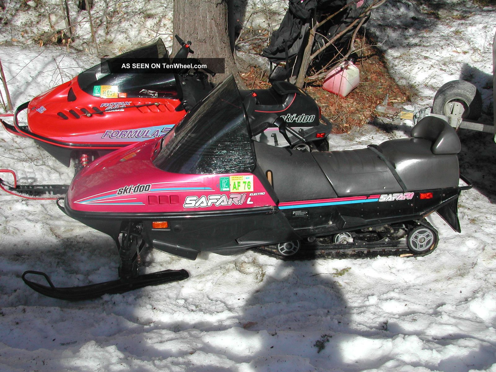 1994 Ski Doo 1994 Formula Z & 1991 Safari Le