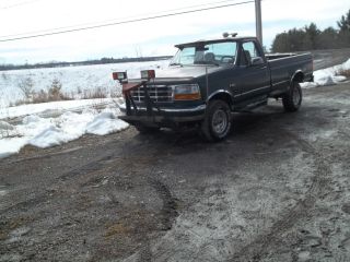 Ford F150 Xlt 4x4 1995 With Fisher Snow Plow photo