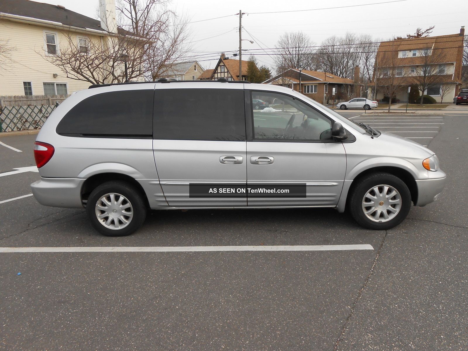Chrysler town and country wheelchair accessible #5