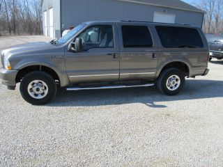 2004 Ford Excursion Limited Sport Utility 4 - Door 6.  0l photo