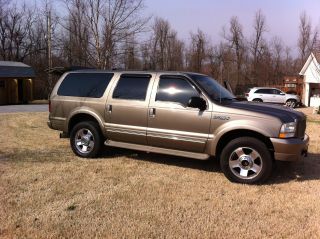 2004 Ford Excursion Limited V8 Powerstroke 4x4 photo