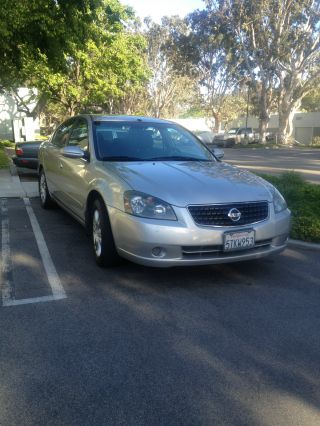 2006 Nissan Altima 2.  5s With Engine photo