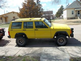 1989 Jeeo Cherokee photo