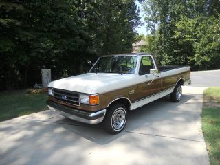 1990 Ford F - 150 photo