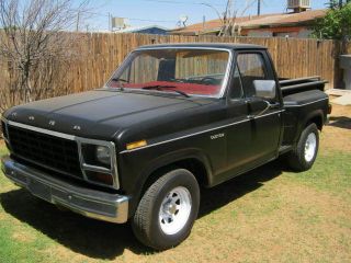 1981 Ford F - 100 Short Bed Step Side photo