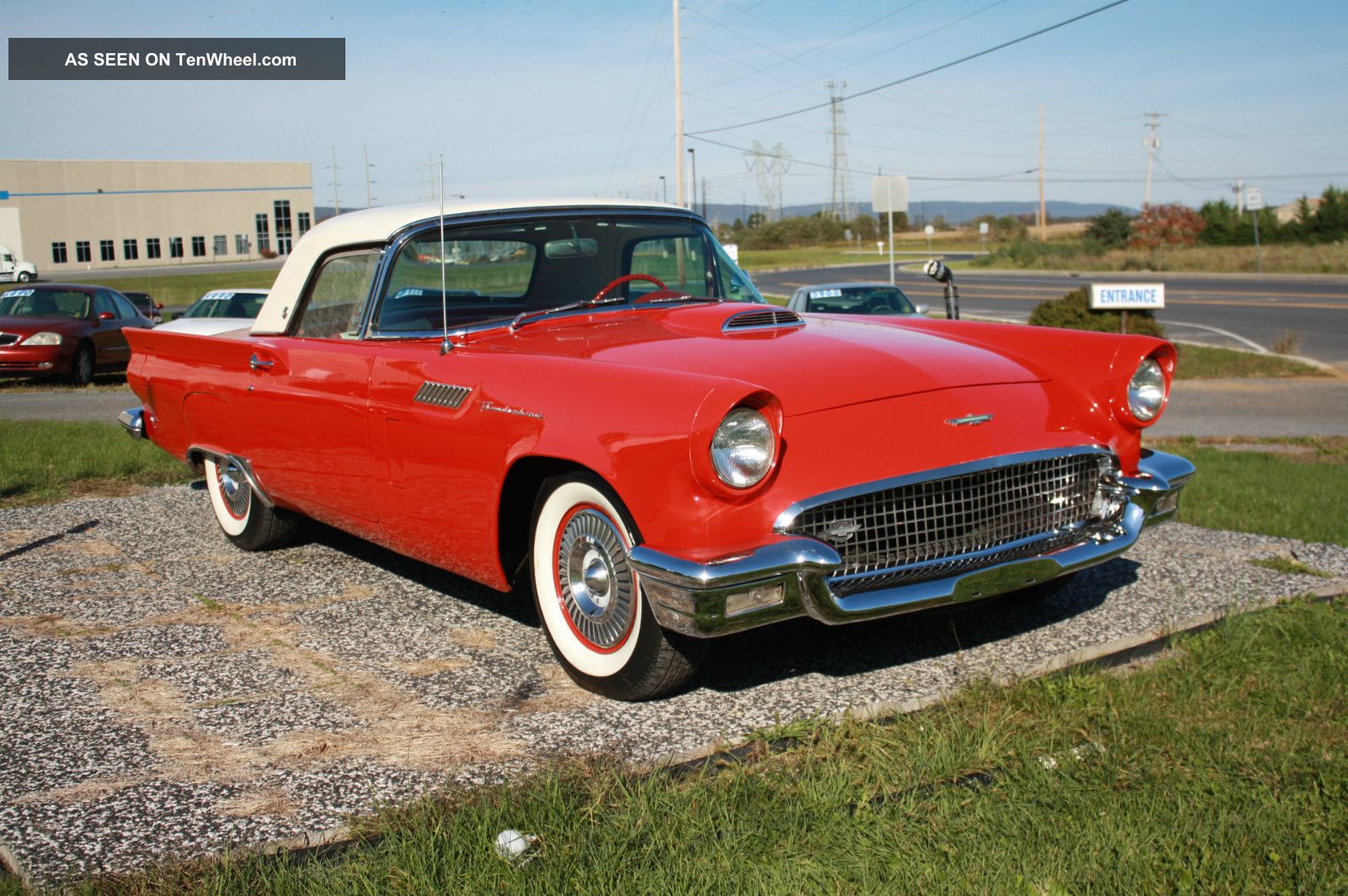1957 Ford Thunderbird