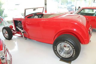 1932 Ford Model A Roadster photo