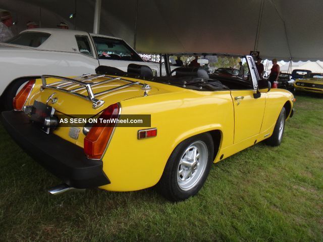 1976 Mg Midget Convertible Rust Car Show Car Midget photo