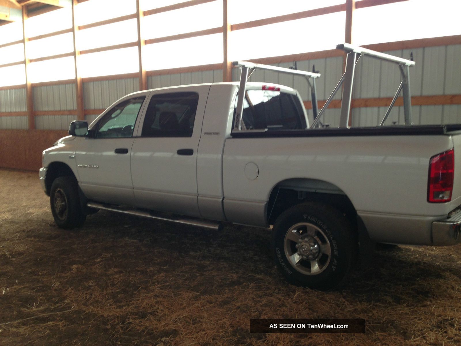 2006 Dodge Ram 1500 Megacab Pickup 4 Door 5 7l Hemi