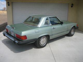 1989 Mercedes - Benz 560sl 2dr Coupe.  Purchased By Eddie Murphy Productions photo