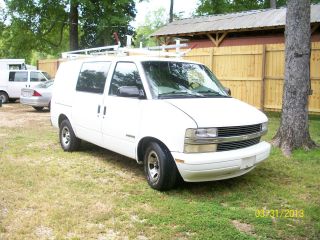 2002 Astro Cargo Van photo