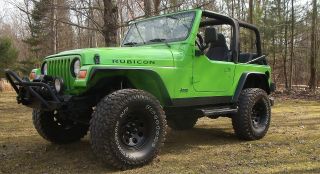 2001 Jeep Wrangler 4.  0l Neon Green (lifted) 3 Day photo