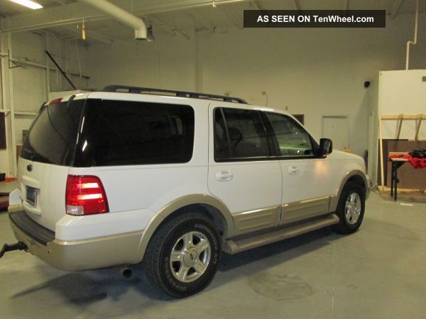White 2005 Ford Expedition Eddie Bauer Edition 4x4 5 4l