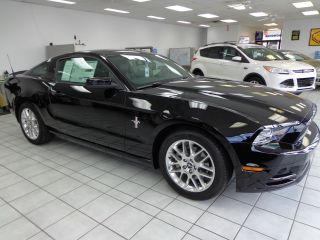 2014 Mustang V6 Coupe Premium Pony Package Manual Black Comfort Group photo