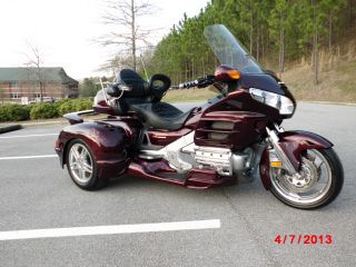 2006 Honda Goldwing Hannigan Trike Abs photo