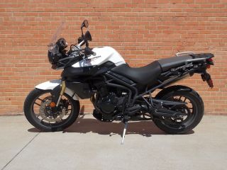 2012 Trimuph Tiger 800 photo