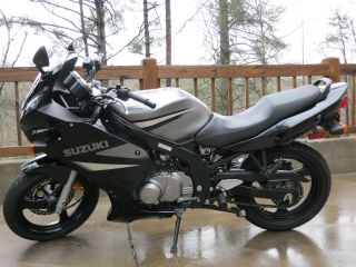 2007 Suzuki Gs500f - Sport Bike - Black With Gray And White Stripes photo