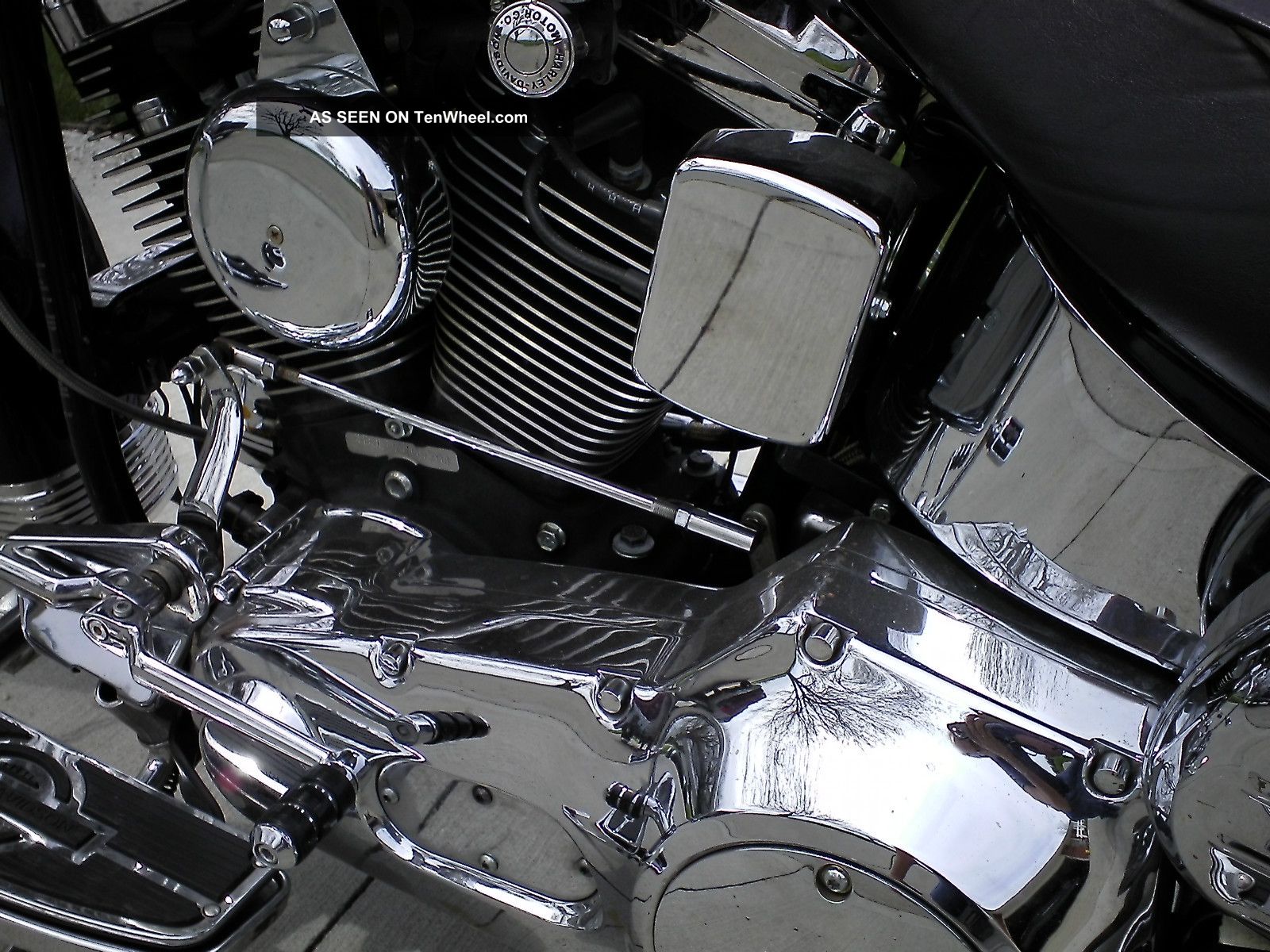 1997 Heritage Softail Classic Screaming Eagle W / Loades Of Chrome Extras