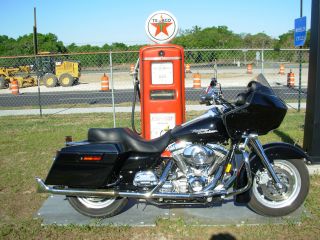 2005 Fltri,  Harley Davidson Road Glide photo