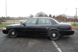 2006 Ford Crown Vic Owned By City Of Dearborn (lot 064 - 06) photo