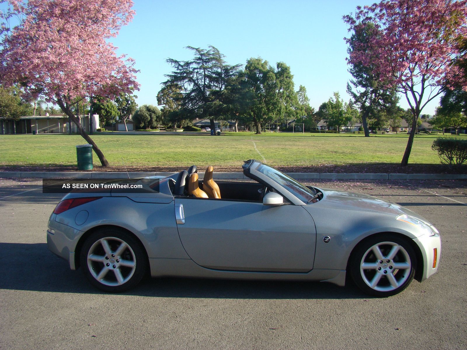 Nissan 350z touring roadster convertible #3