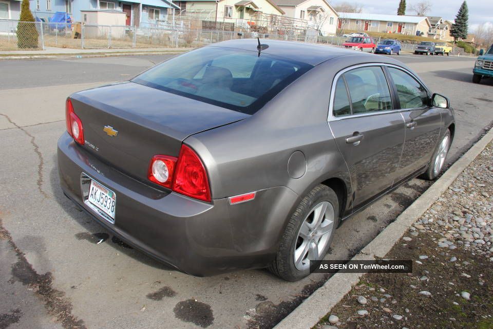 2010 Chevrolet Malibu Sedan 4 Door 2 4l 27mpg 46 500