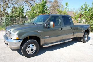 2004 Ford F - 350 Duty King Ranch Crew Cab Pickup 4 - Door 6.  0l photo