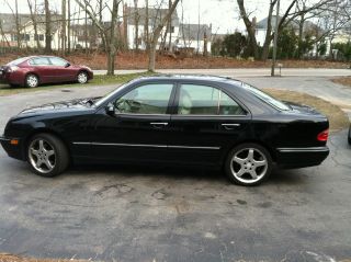 Great Deal On 2002 Mercedes Benz E320 Awd By Owner.  Buy It Now photo