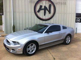 2013 Ford Mustang Base Coupe 2 - Door 3.  7l photo