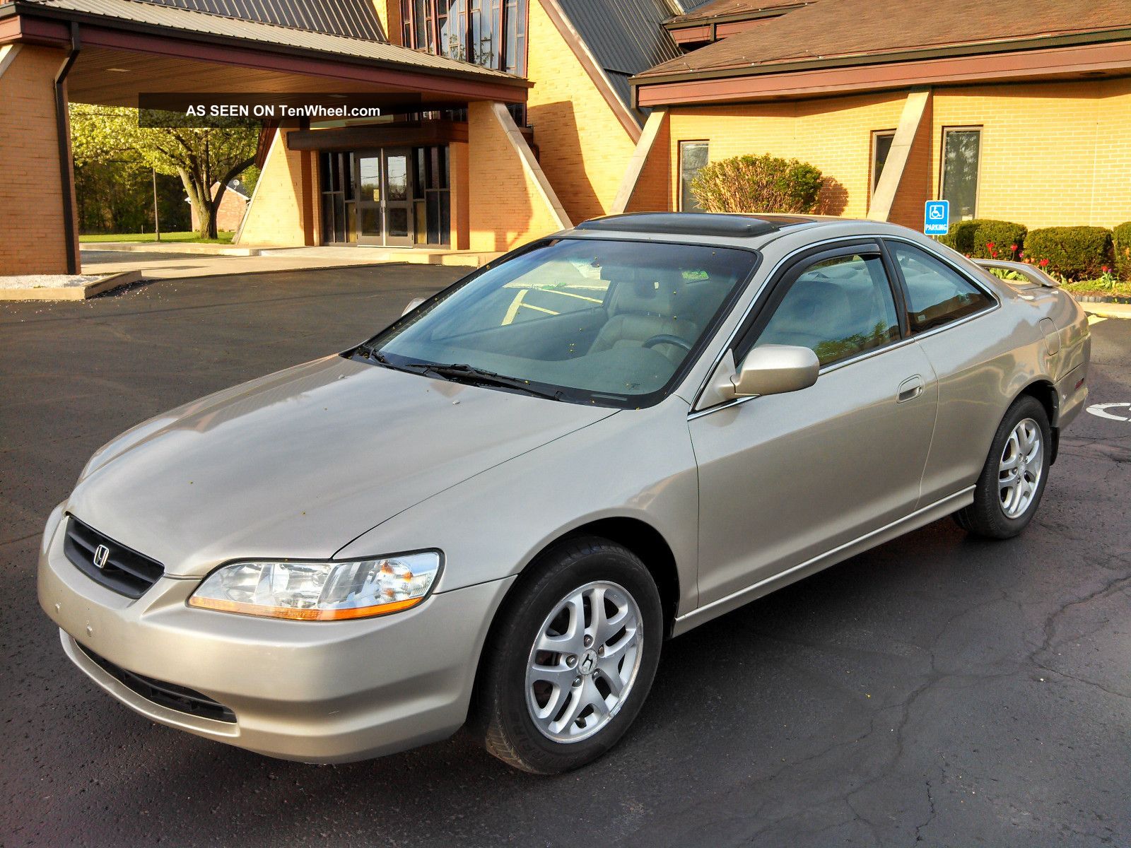 2001 Honda Accord 2dr Coupe ( (3. 0 Liter 6 Cylinder, Automatic)) Nr