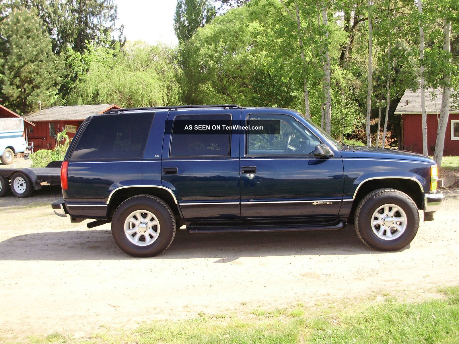 1996 Chevrolet Tahoe Ls 4dr. 4wd, Loaded, Rust, Adult Owned,