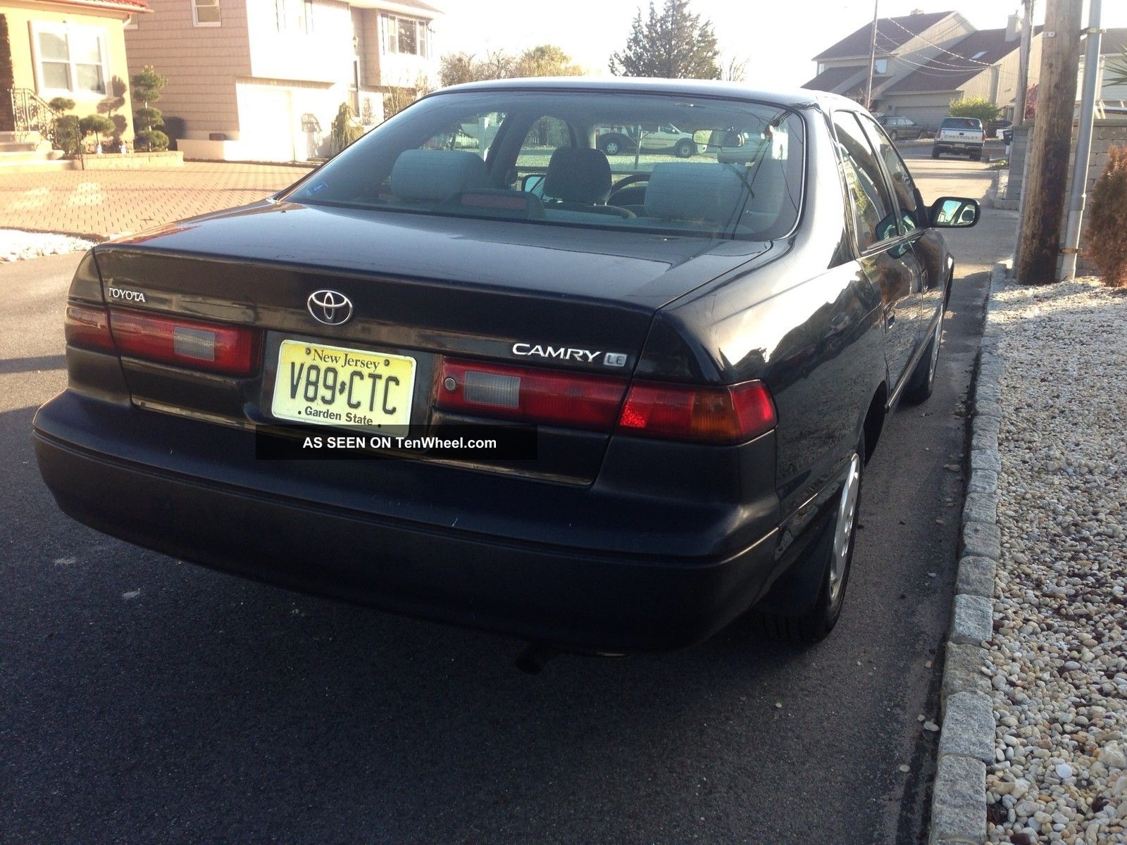 1997 Toyota Camry Le Sedan 4 Door 2. 2l Runs Perfect