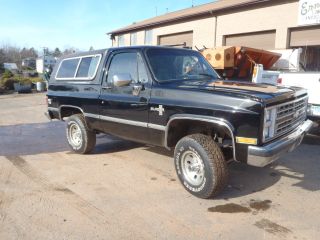 1988 Chevy K5 Blazer Silverado photo