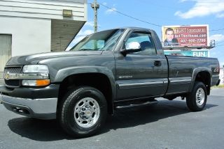 2001 2500hd,  4x4,  Auto,  6.  0 Liter,  Ls Trim,  2 Owner Truck,  Long Bed, photo