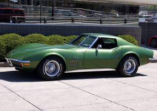 1972 Corvette Coupe - Elkhart Green - Numbers Match - 4 Speed photo