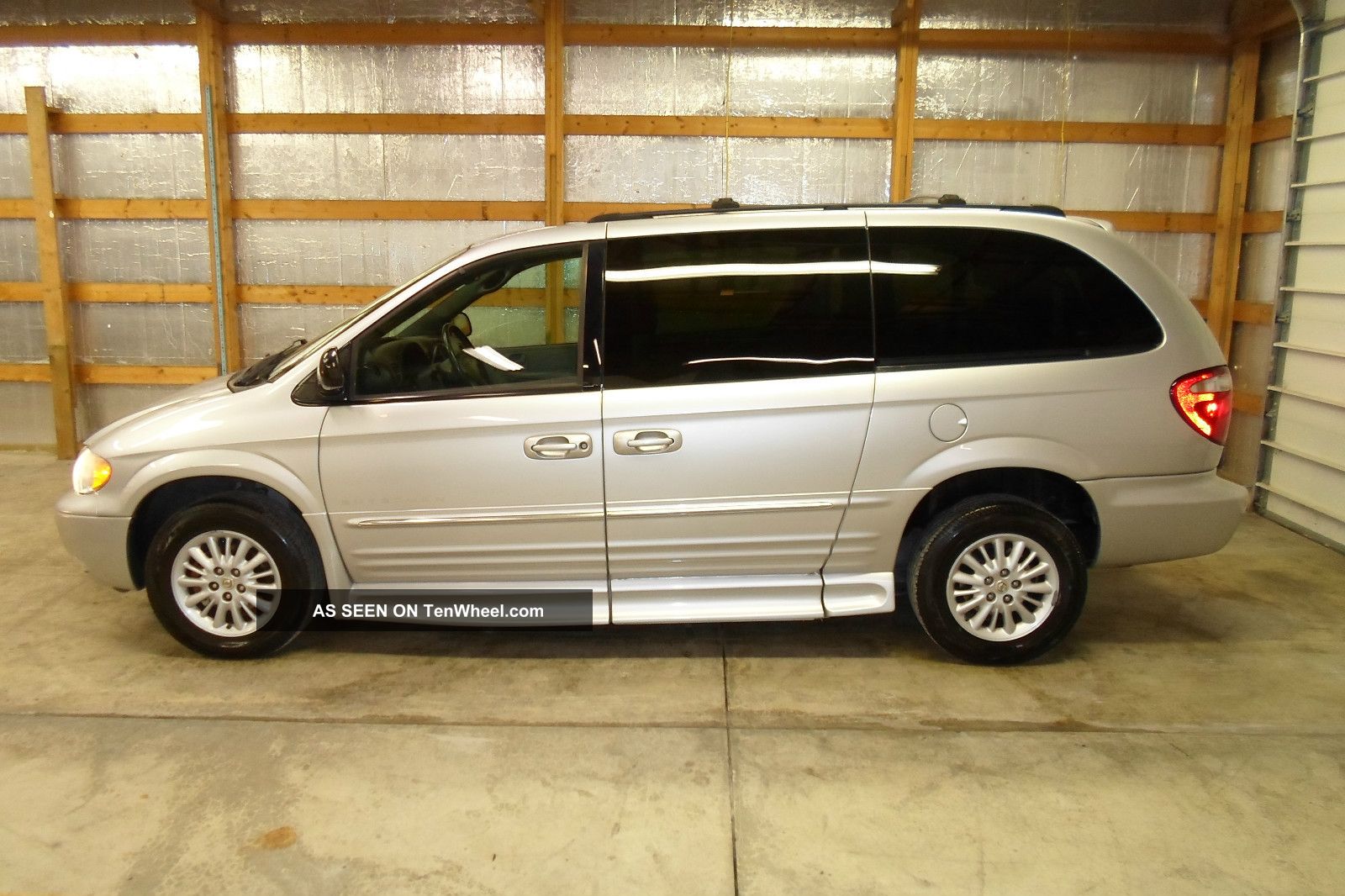 2004 Chrysler Town And Country Handicap Wheelchair Van