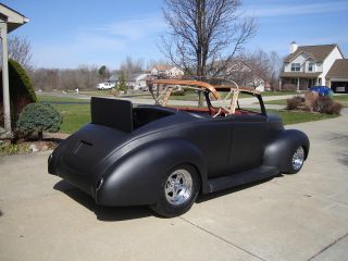 1939 Ford Deluxe Rumble Seat Convertible photo
