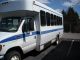 2001 Ford E - 450 Econoline Duty Bus E-Series Van photo 4