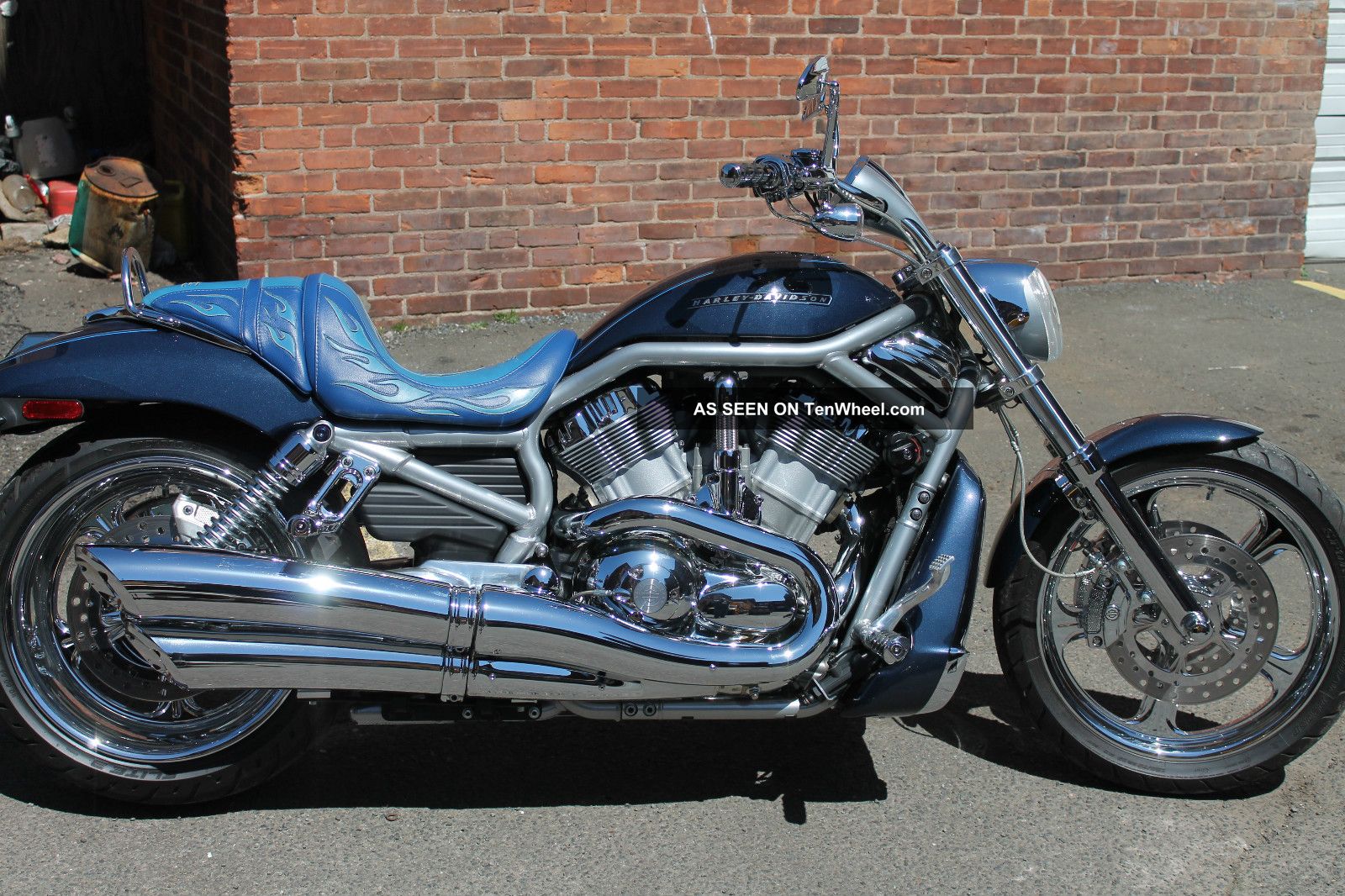 Harley Davidson V - Rod,  2007 Vrsc,  Less Then 600 Mile,  Flawless VRSC photo