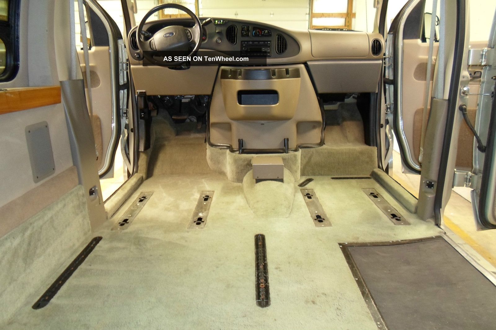 2006 Ford E250 Handicap Wheelchair Van Nor Cal