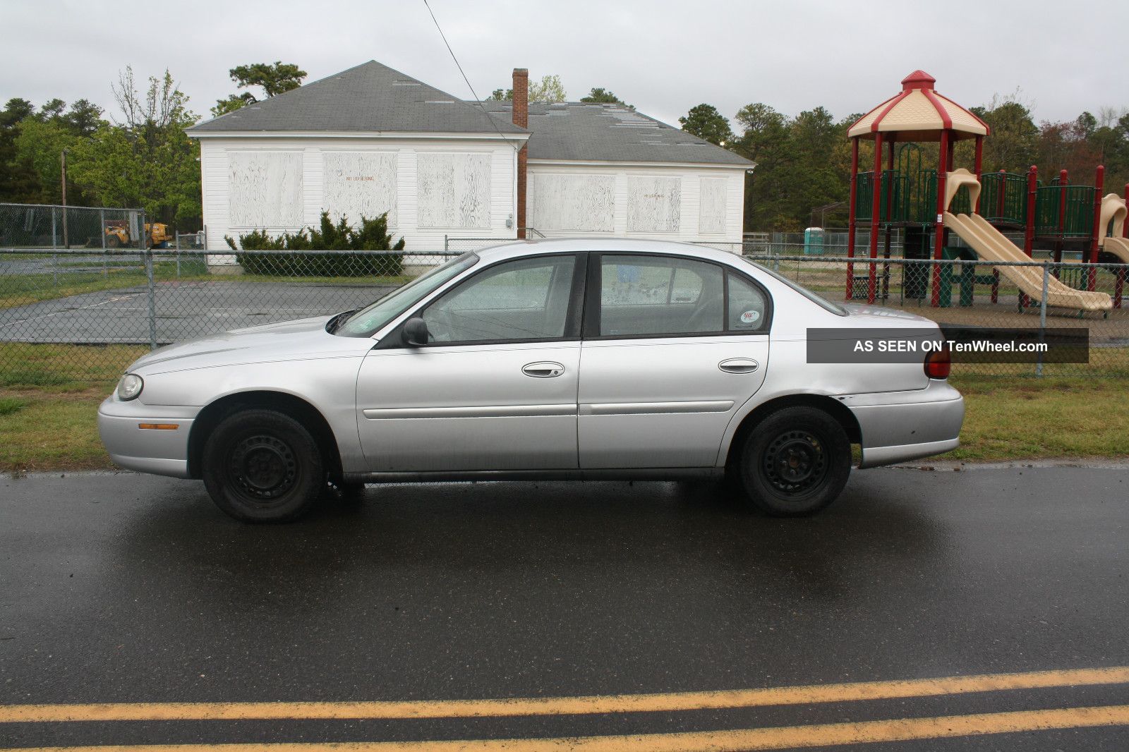 2002 Chevrolet Malibu Base Sedan 4 Door 3 1l