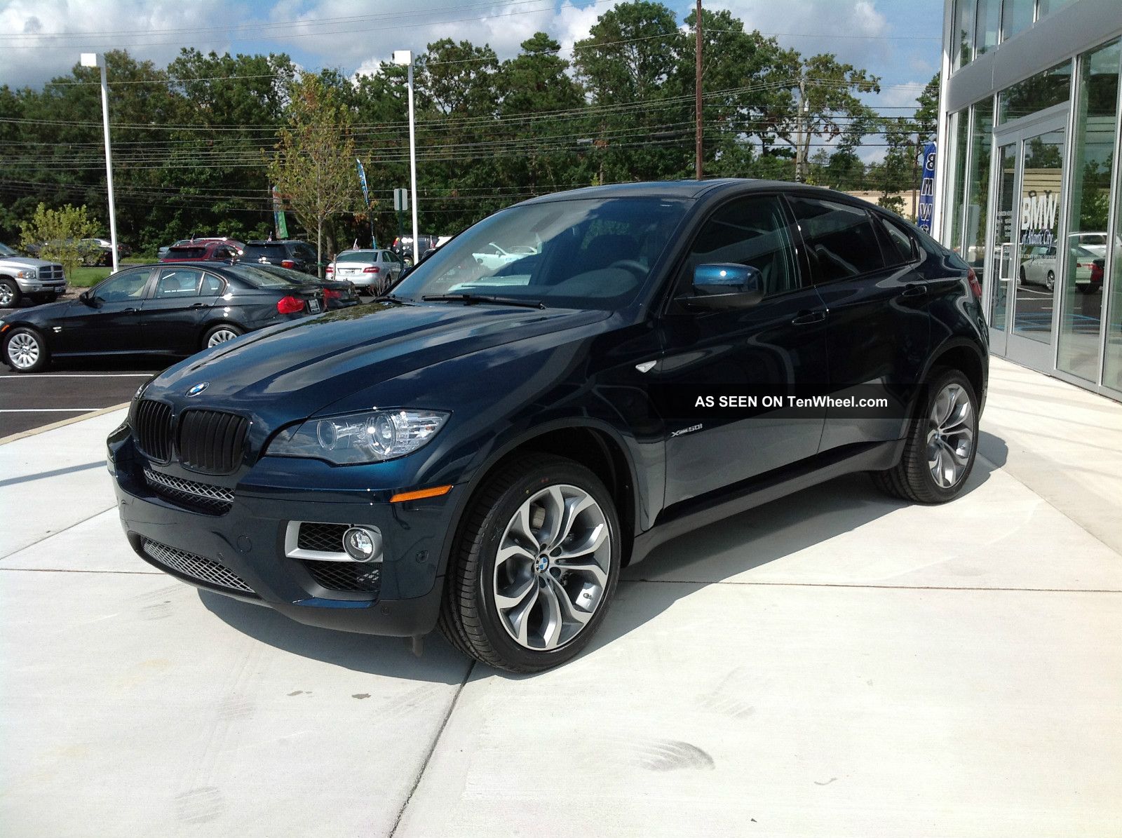 2013 Bmw X6 5.  0 - M Performance Package / Upgraded Stereo And Heads Up X6 photo